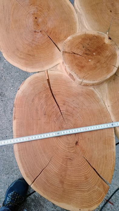 Stolik , stół z drzewa , plastry