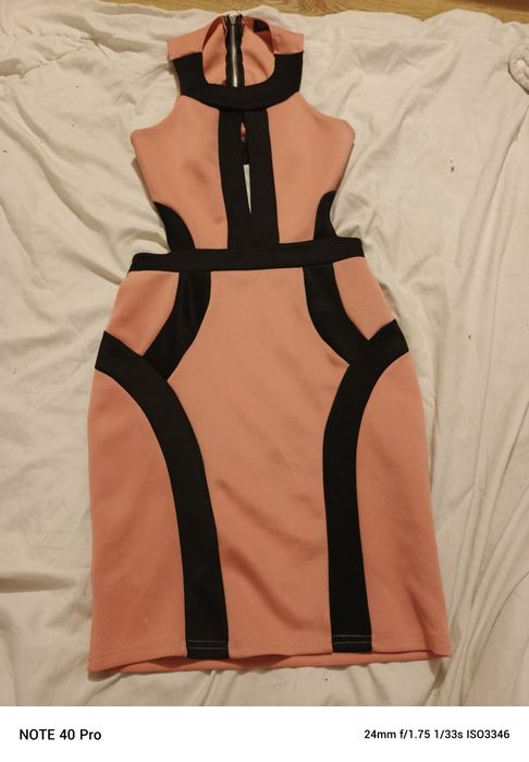 sukienka damska wyszczuplająca 12