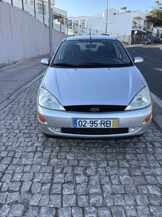 Ford focus ( em bom estado )
