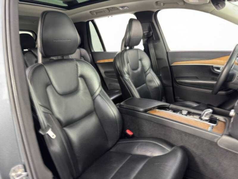 2018 Volvo XC90 T8 eAWD Inscription