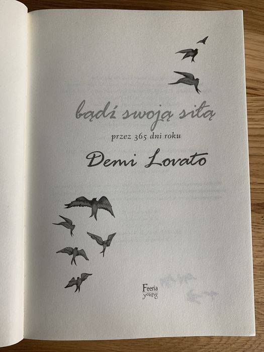 Książka „bądź swoją siłą, przez 365 dni” Demi Lovato