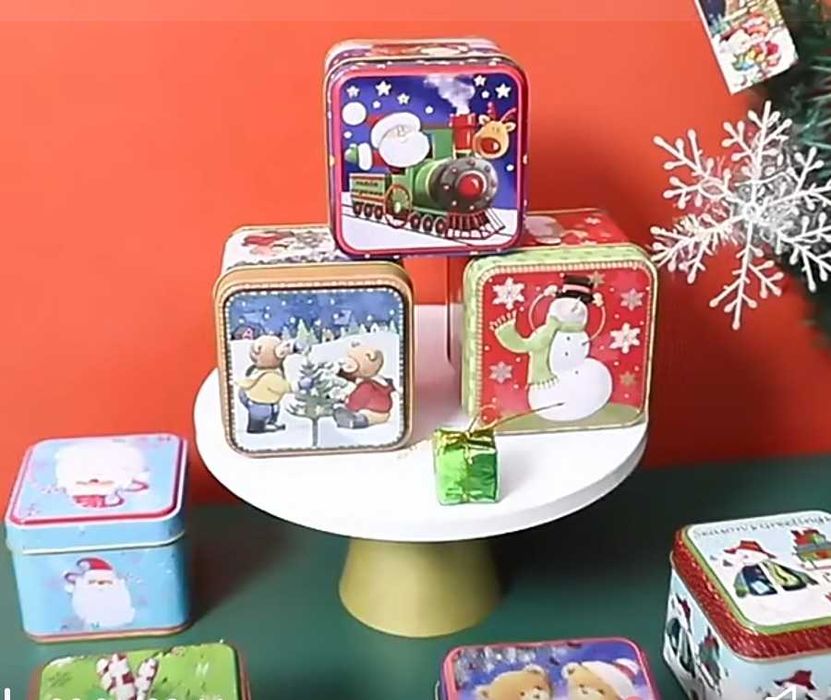 Caixa metálica de Natal