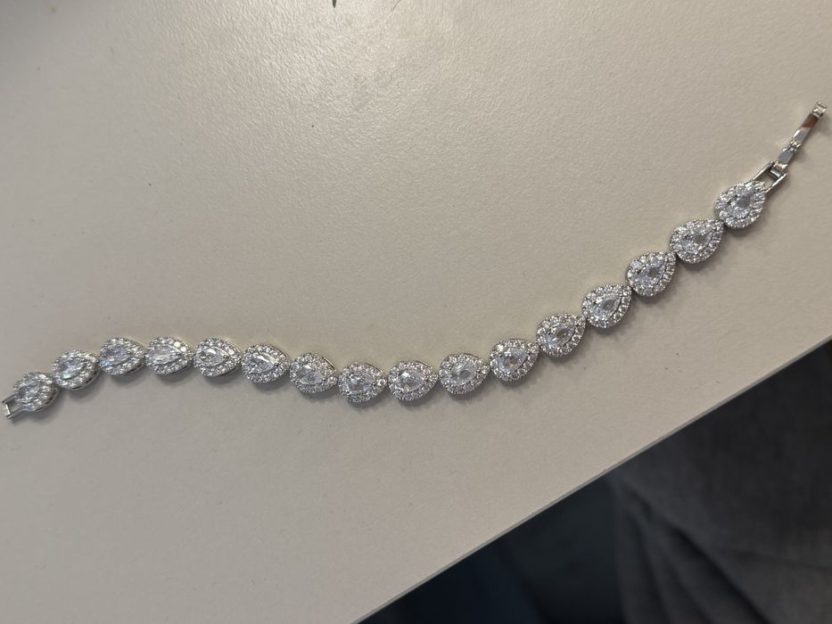 Srebrna bransoletka cyrkonie swarovski