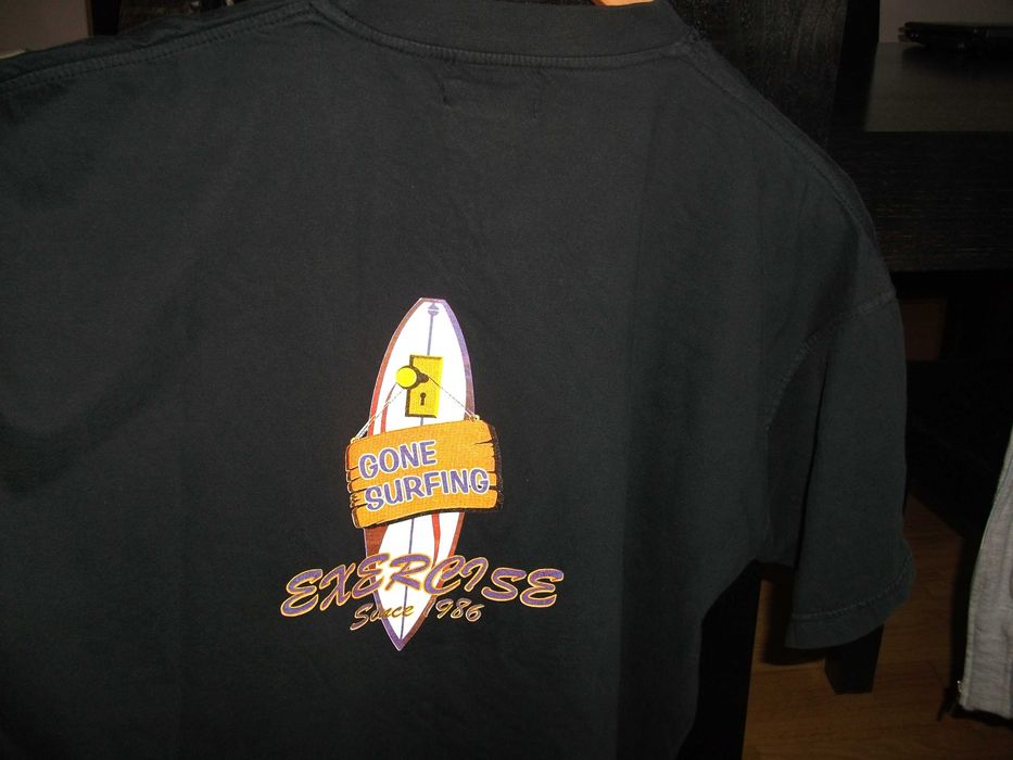 T-shirt Exercise preta, original, nova, tamanho M