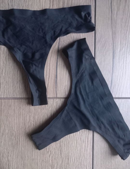 Majtki stringi czarne 3x XS S nowe bez metek