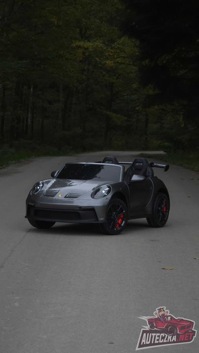 Mocne i szybkie autko PORSCHE 911 STRONG na akumulator 2x280W srebrny