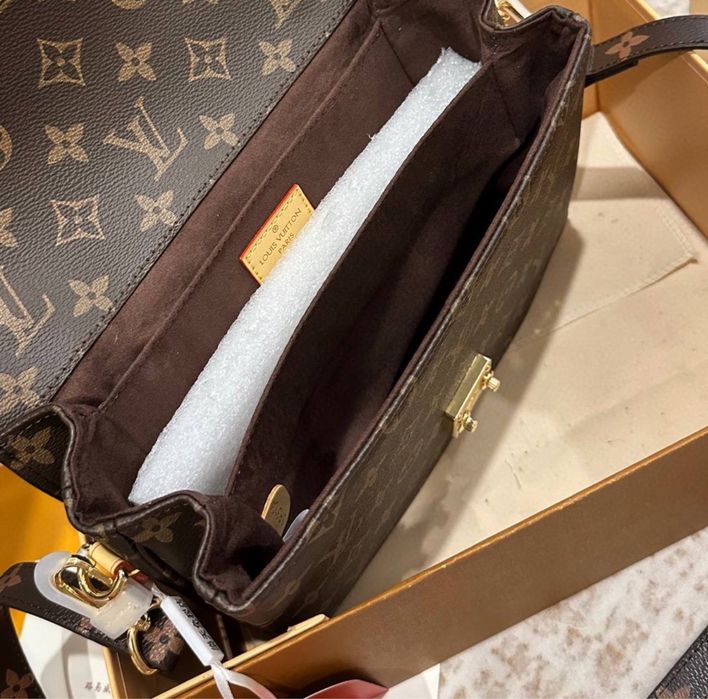 Torebka Louis Vuitton pochette