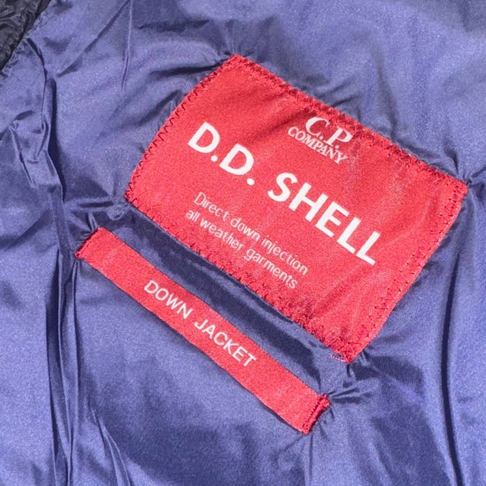 C.P Company Navy D.D Shell Puffer