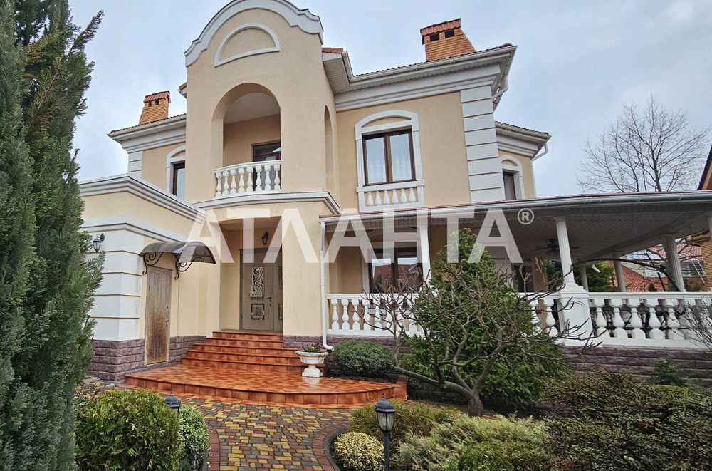 Эксклюзивный дом в элитном районе вблизи моря!