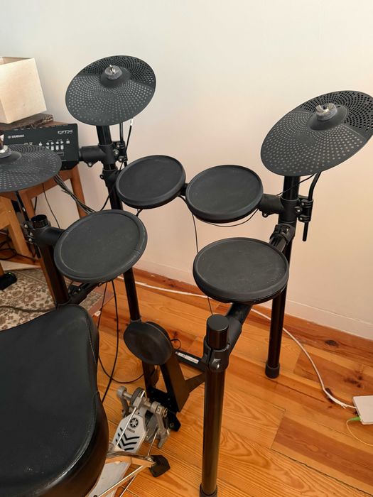 Bateria Yamaha DTX452K E-drum