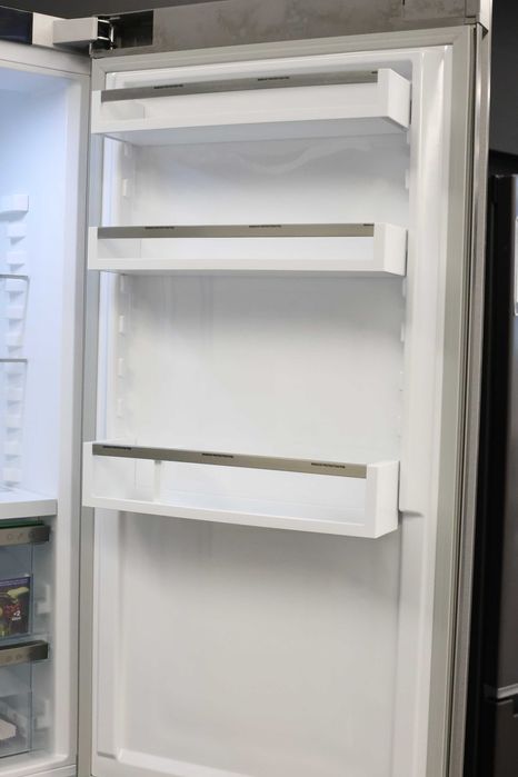 Chłodziarko-zamrażarka Liebherr CBNsda 5723 z Biofresh Ekspozycja