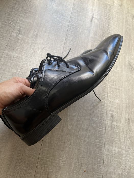 Buty wizytowe lakierki 45