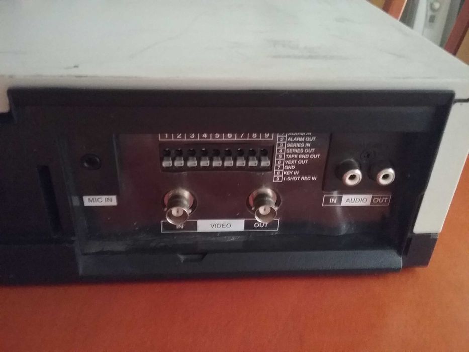 Bosch VHS video player recorder63824738611713123