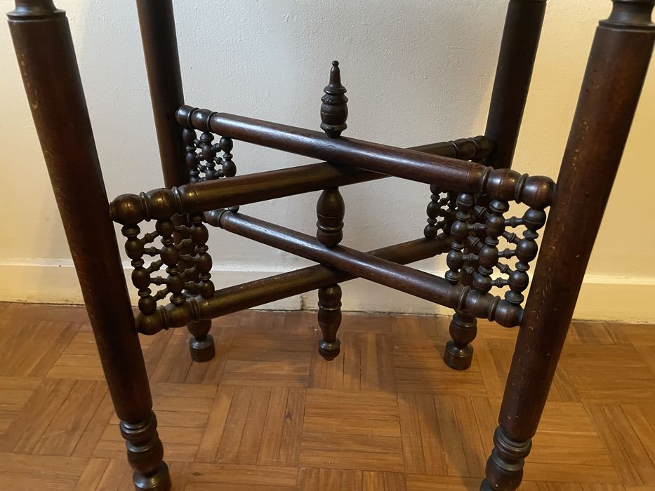 Mesa mesinha em talha (madeira maciça)