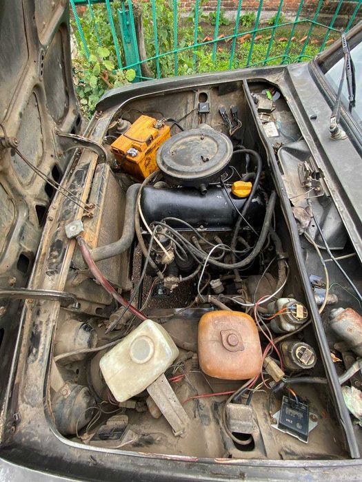 Автомобіль ВАЗ 2106