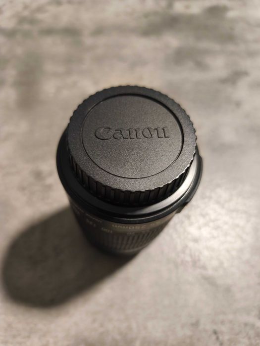 Objetiva Canon 55-250