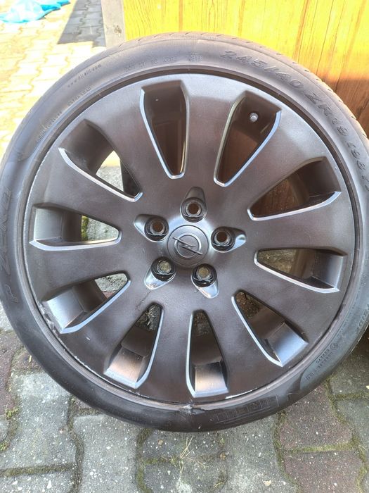 Felgi z oponami 19 opel