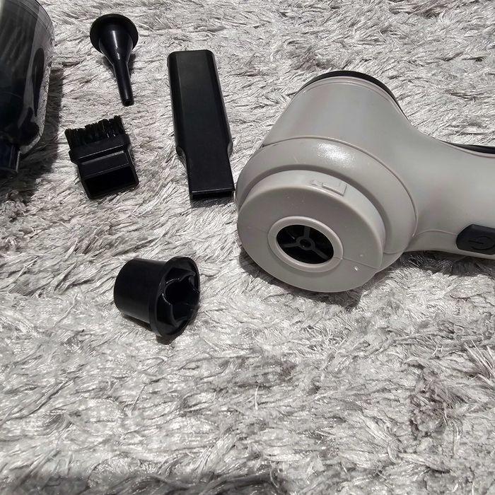 Mini Aspirador com Acessórios