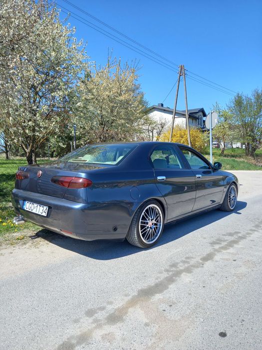 Samochód osobowy alfa romeo 166
