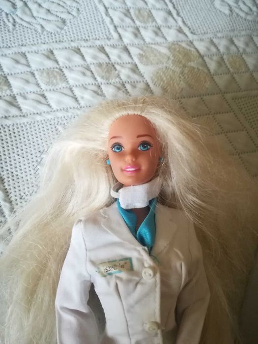 Boneca Barbie Dentist blonde de 1997