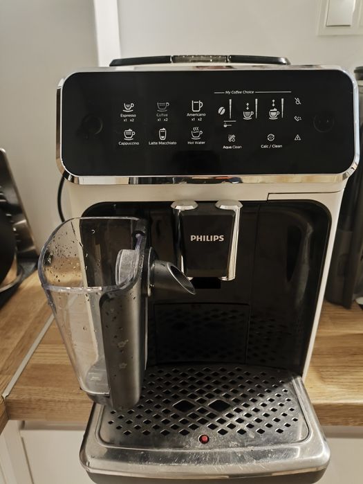 Ekspres do kawy Philips Lattego 3200