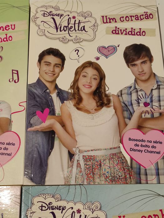 Conjunto de livros da Violetta (Disney)