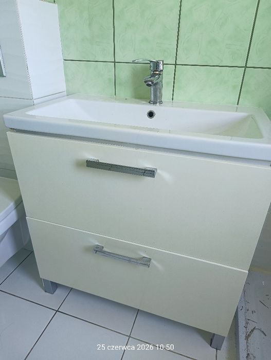 Szafka z umywalką 80 cm