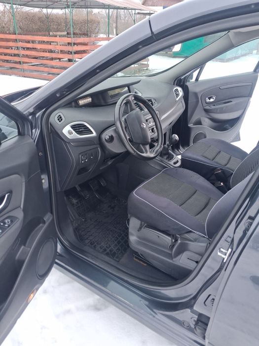 Renault scenic 2010р