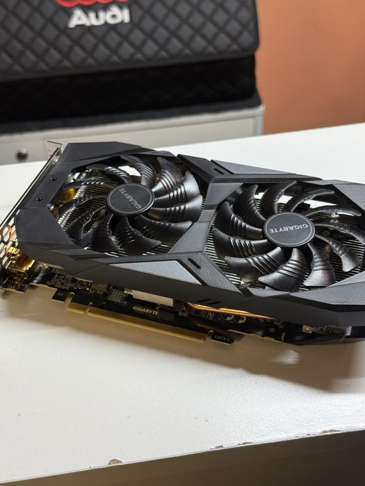 Відеокарта Gigabite 2060 6GB