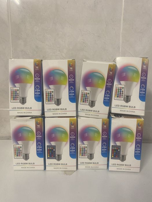 8 lâmpadas inteligentes com comandos