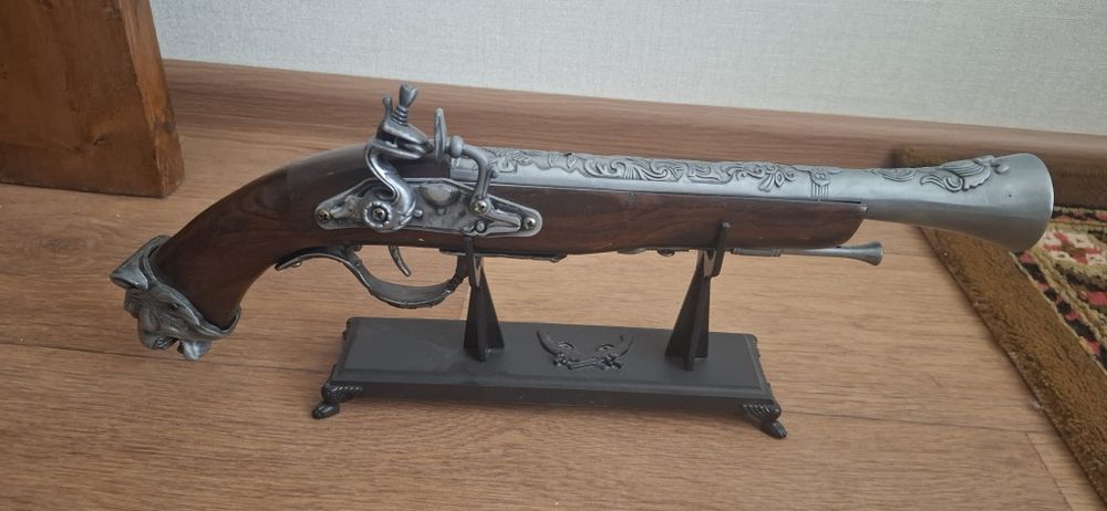 Зажигалка в форме мушкета (Винтаж)