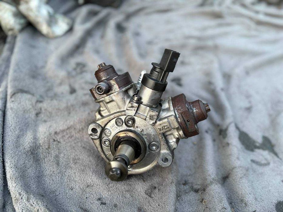 Bmw f10 f25 f15 pompa wtryskowa n57d30b 313km