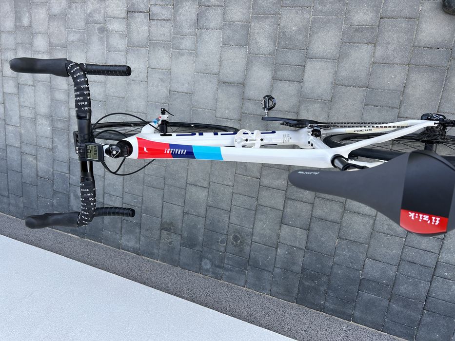 Focus Paralane Carbon