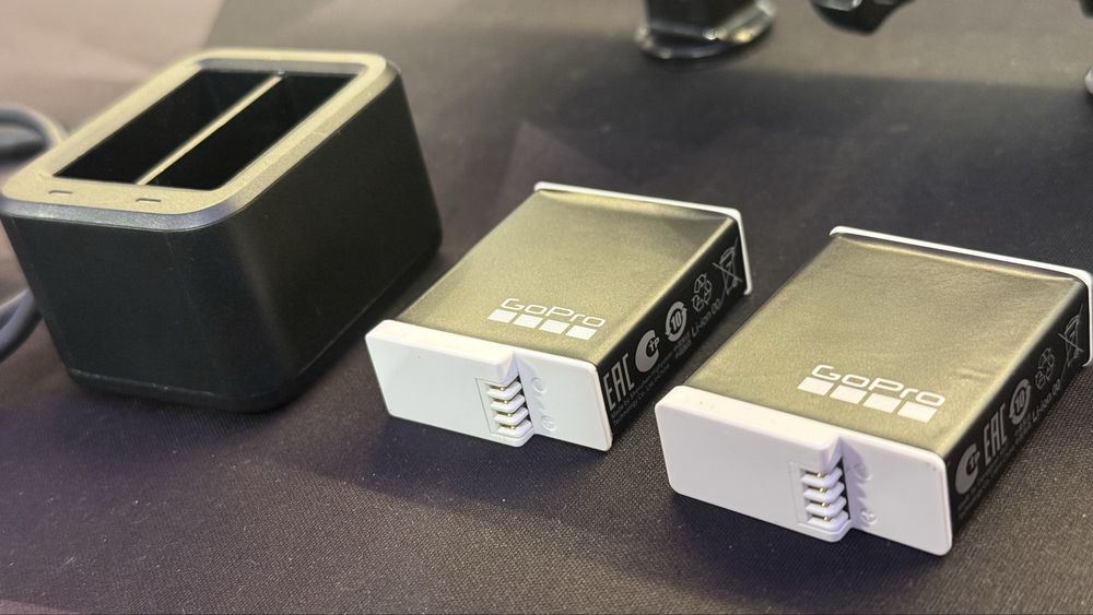 Go Pro Hero 12 Black dwie sztuki + baterie + ładowarka