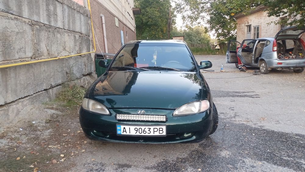 продаж авто Хюндай лантра j 2