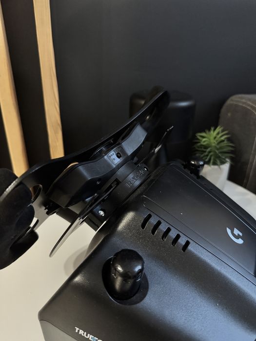 Logitech g923 stan idealny