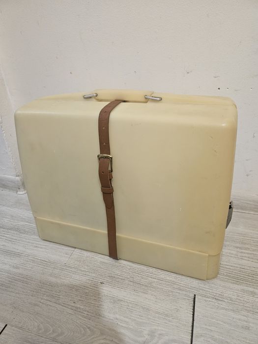 Maszyna do szycia Vesna