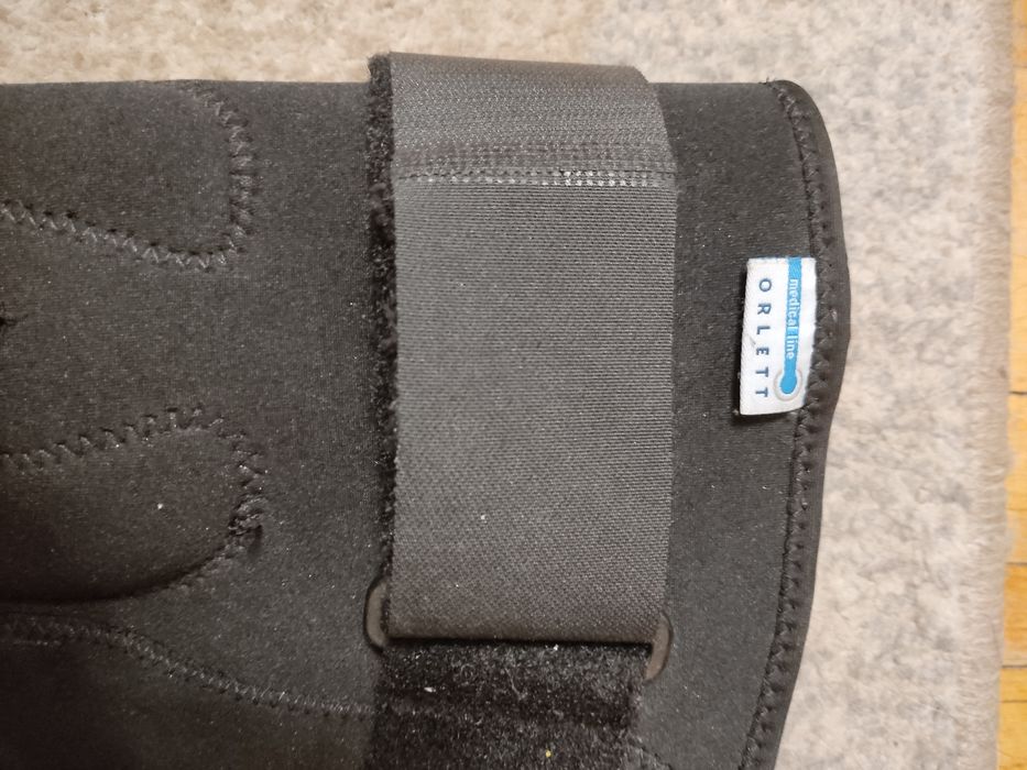 Фіксатор на коліно колінну чашечку