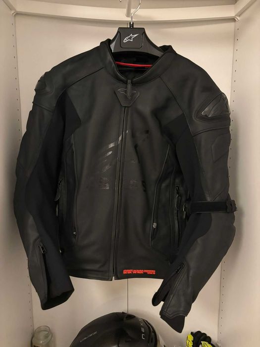 Jaqueta Alpinestars GP Plus V4 Black
