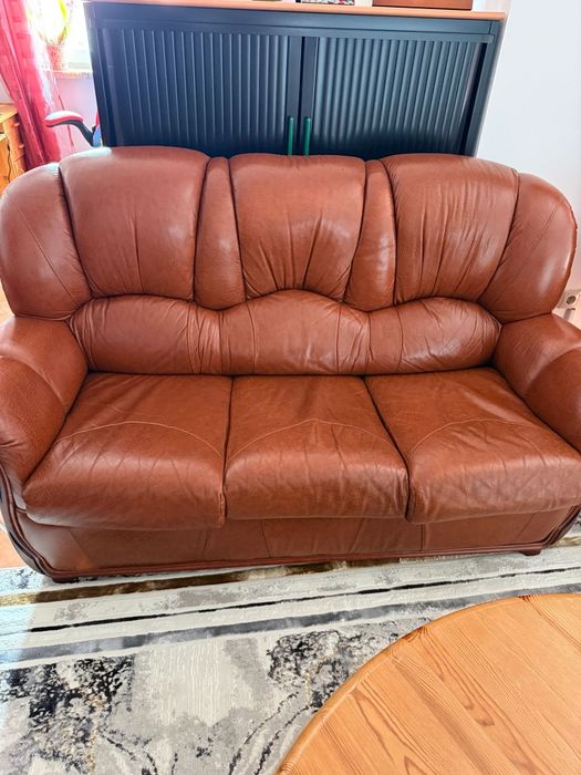 VENDO Sofá Em Pele Com Detalhes Em Madeira