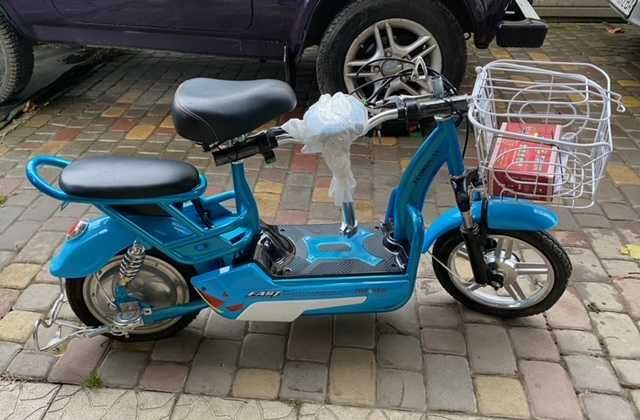 Продам електроскутер FAST новий, не використовувався.