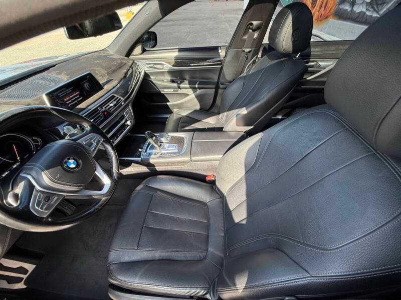 2017 BMW 7 Series 740i xDrive