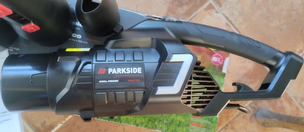 Soprador elétrico Parkside Performance 1650W