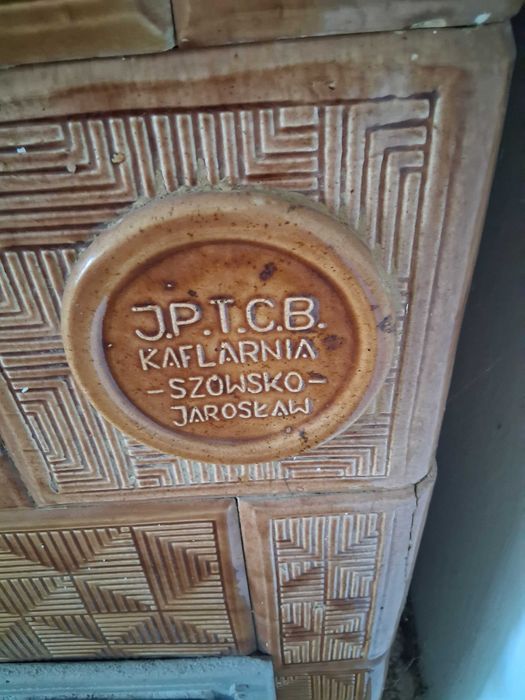 Dwa piece i kuchnia kaflowa