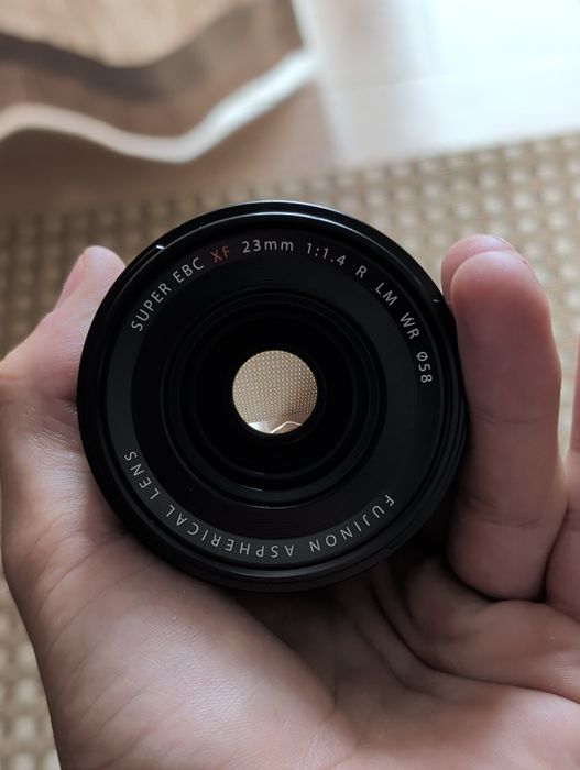 Fujinon XF 23mm f/1.4 R LM WR – como nova