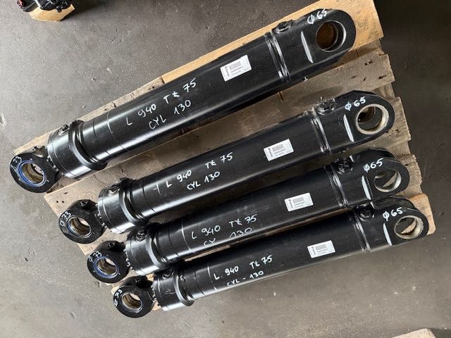 NOWY siłownik hydrauliczny do wiertnicy