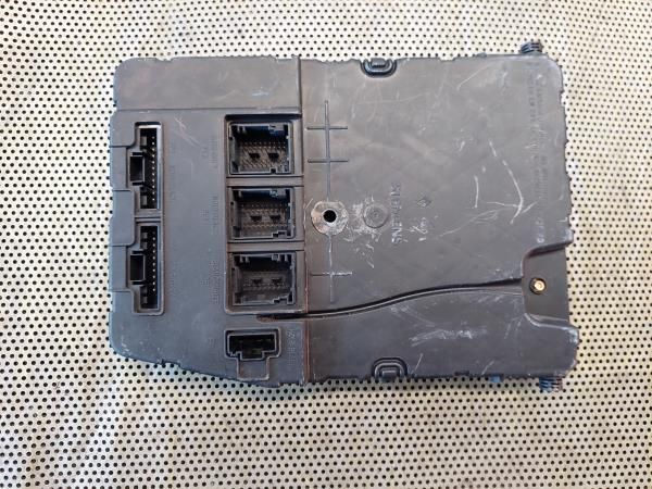 Caixa fusíveis / SAM / BSI RENAULT Scénic II (JM0/1_)