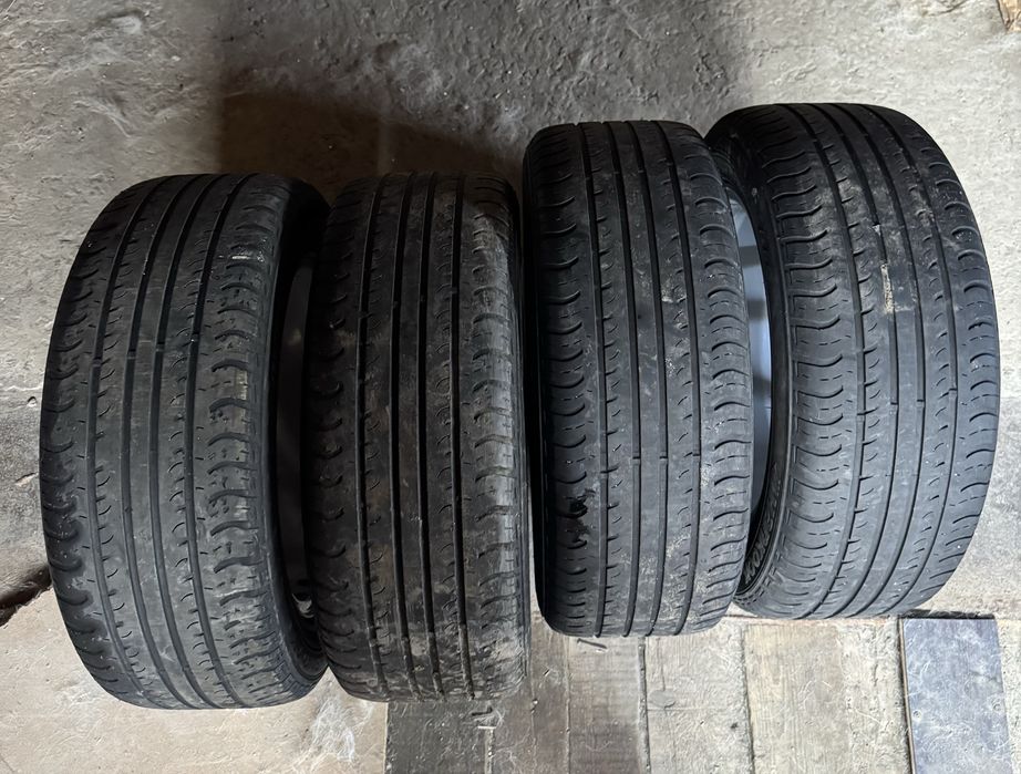 Продам диски с резиной  Ford R15