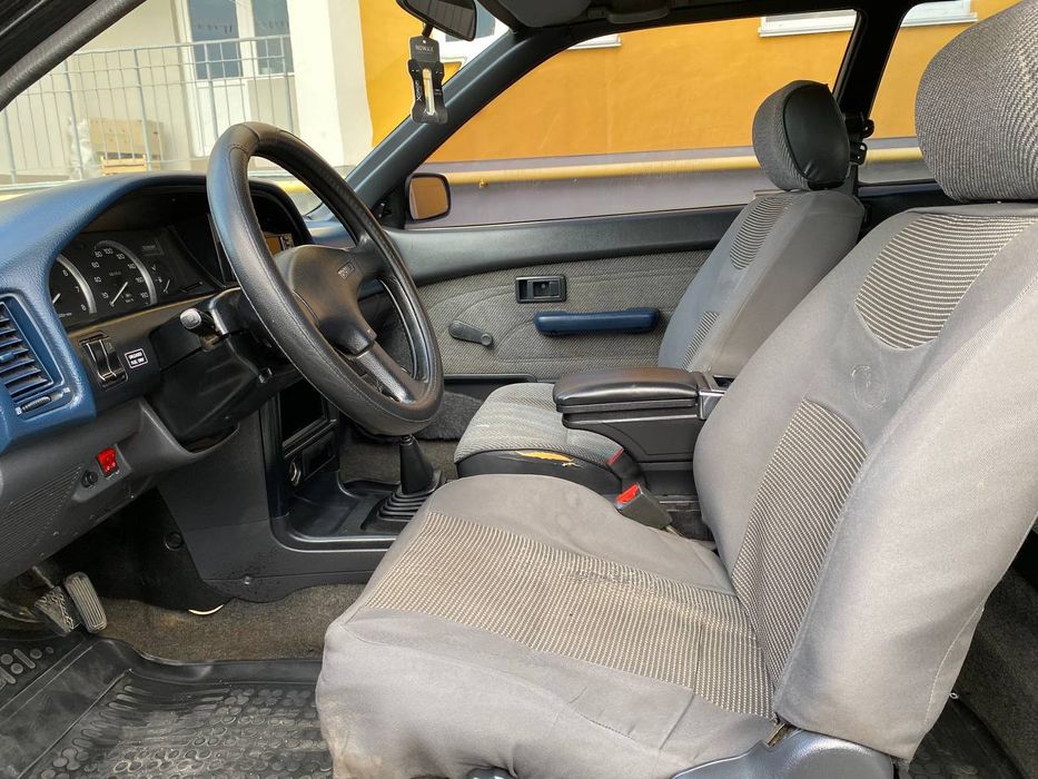 Продам Toyota Corolla E90 В Хорошем Состоянии