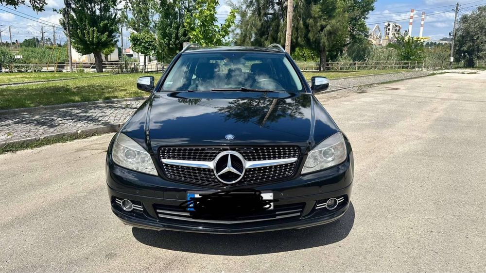 Mercedes-Benz C220